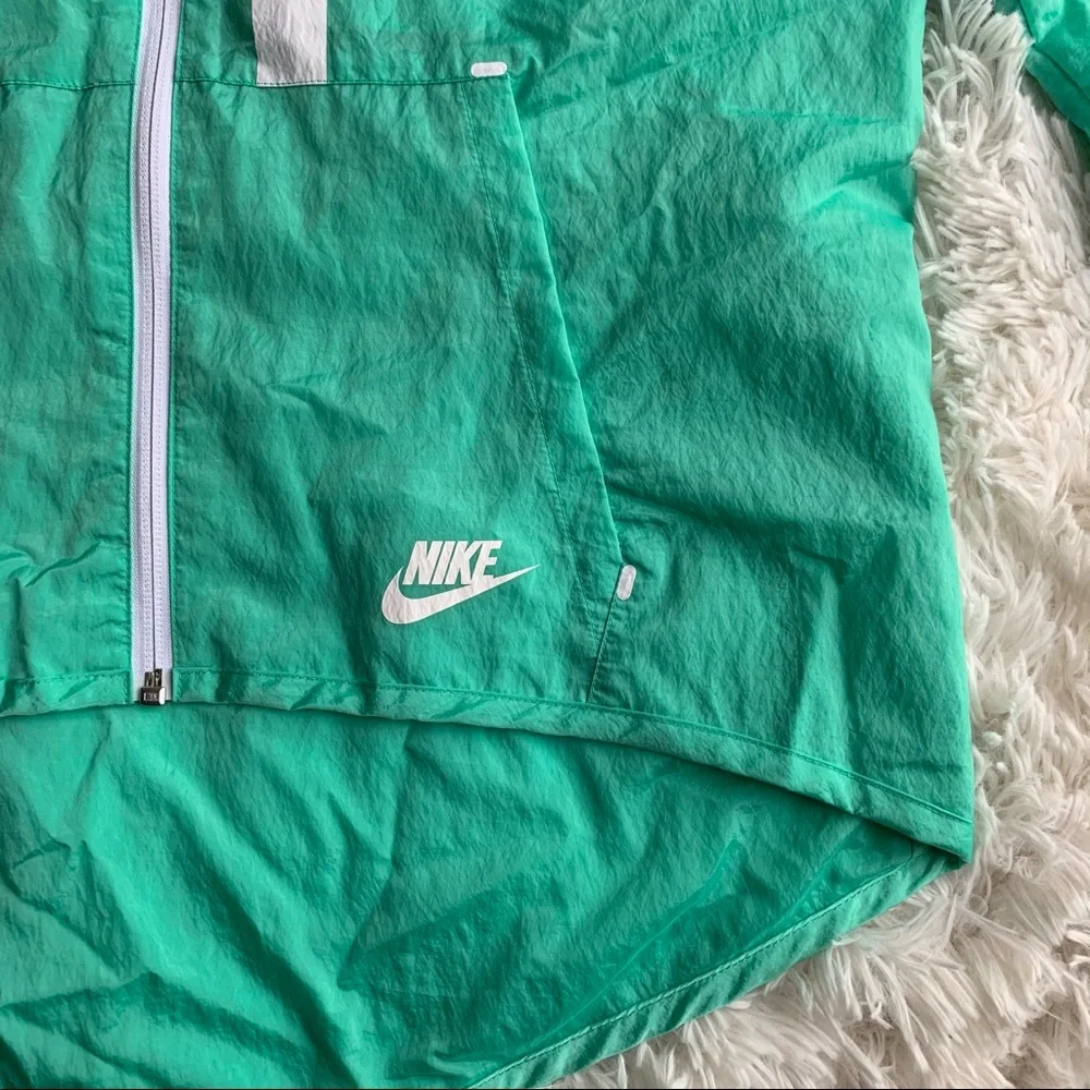 Nike Tech Aeroshield Moto Cape Jacket Size M - Picture 7 of 15